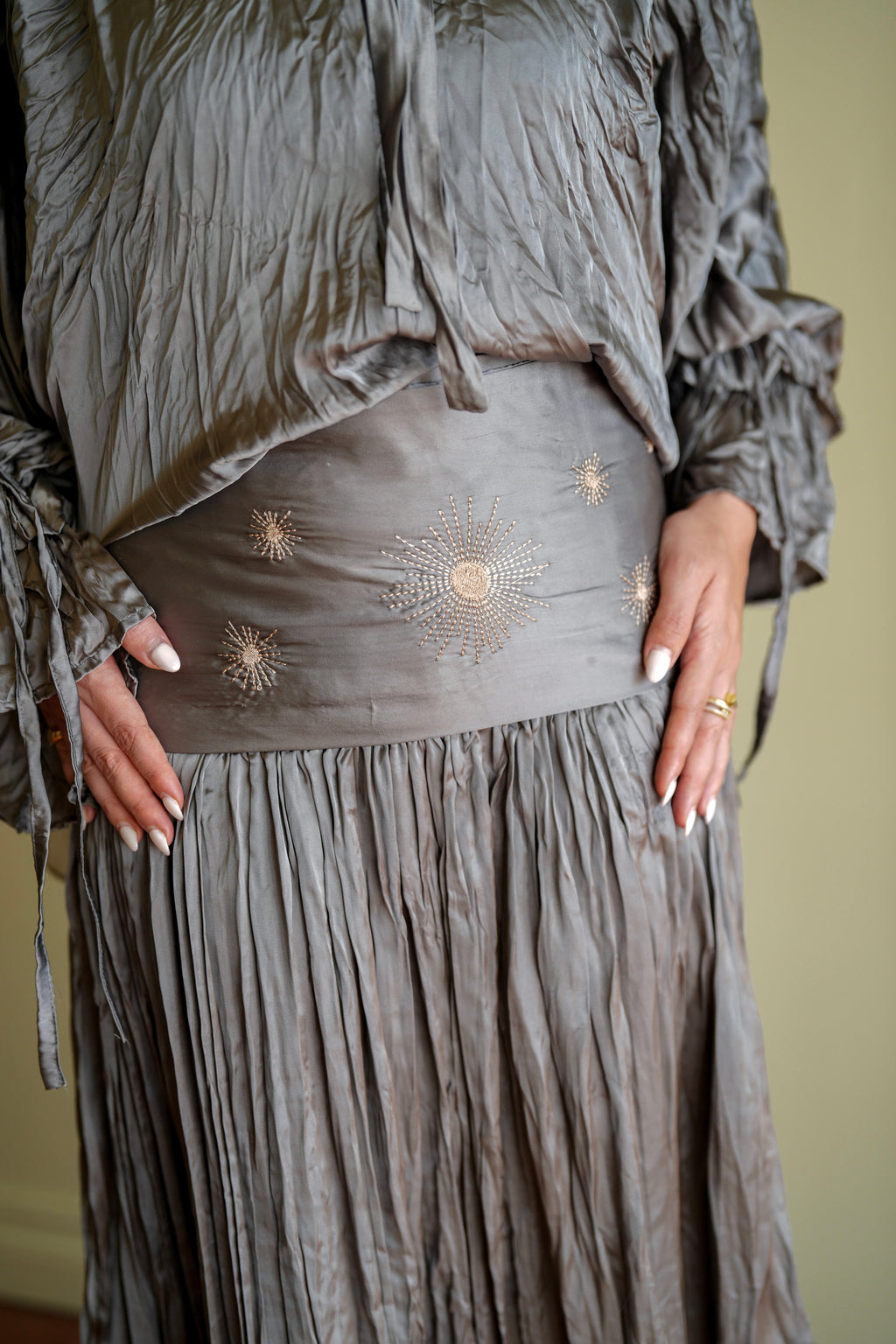 Soft Crushed Skirt with External Belt in Silver Grey