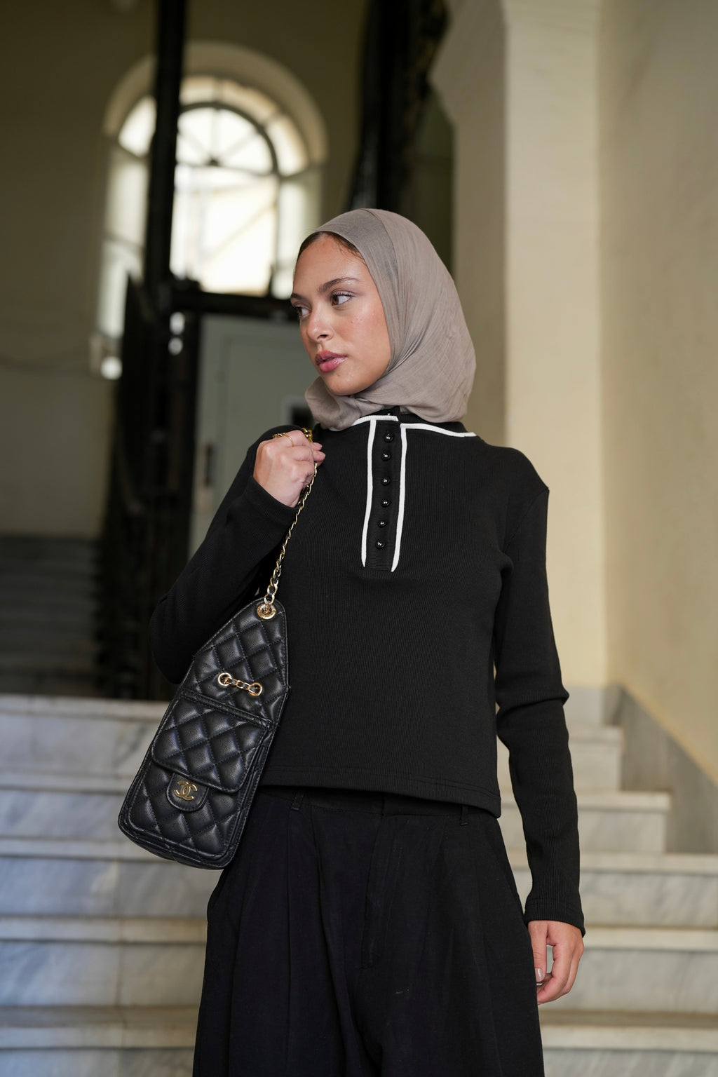 Black x White Ribbed Top