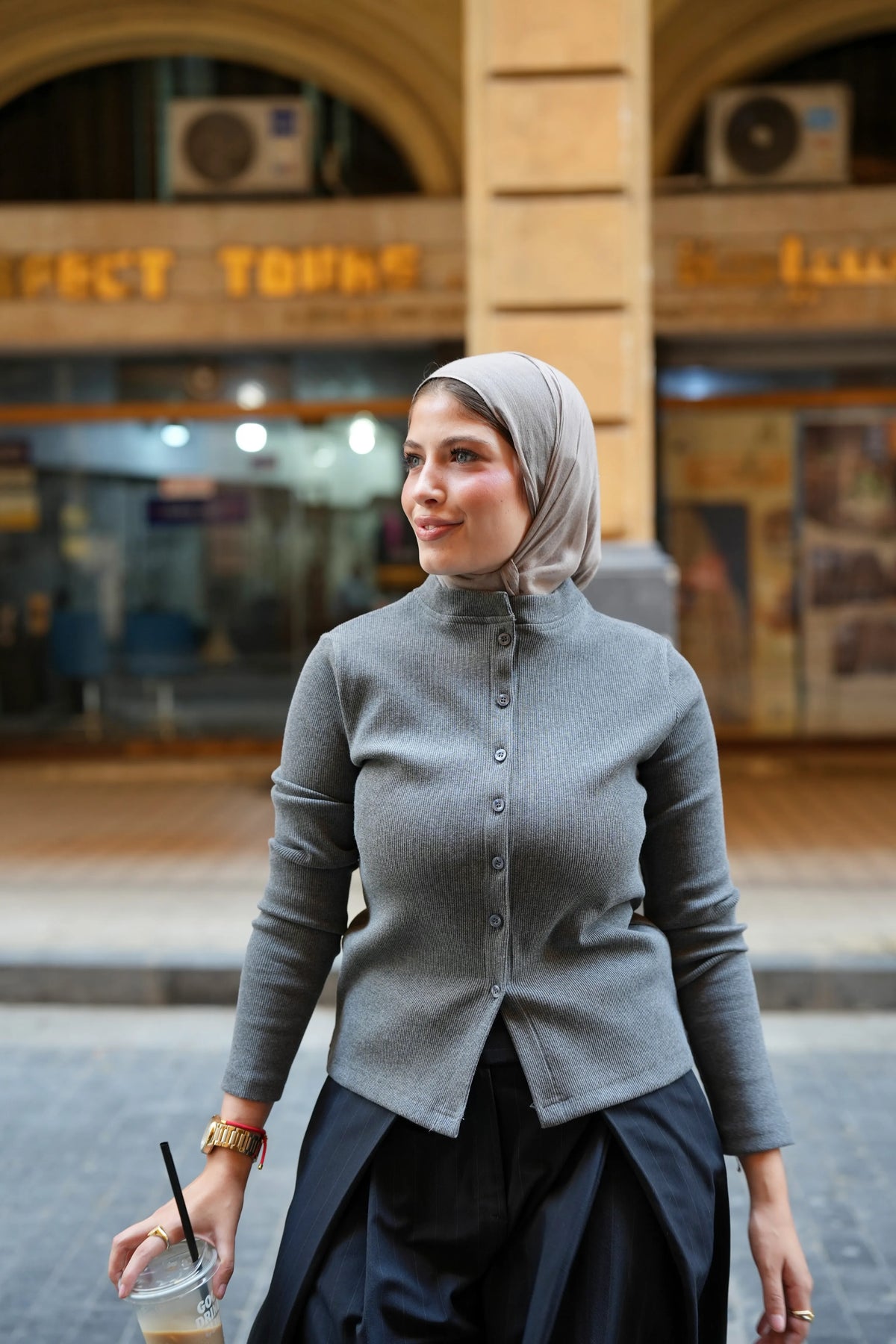 Ribbed Cardigan in Grey