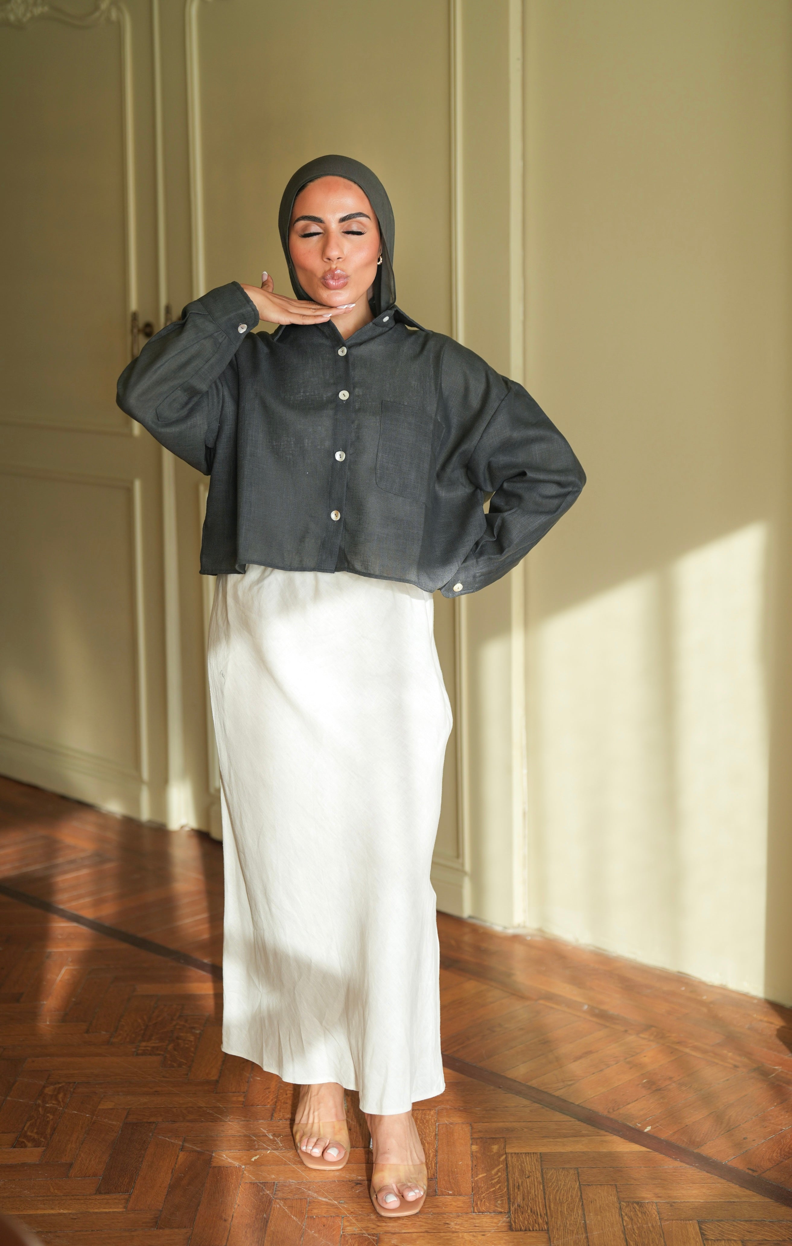 Cropped Pure Linen Shirt in Stone