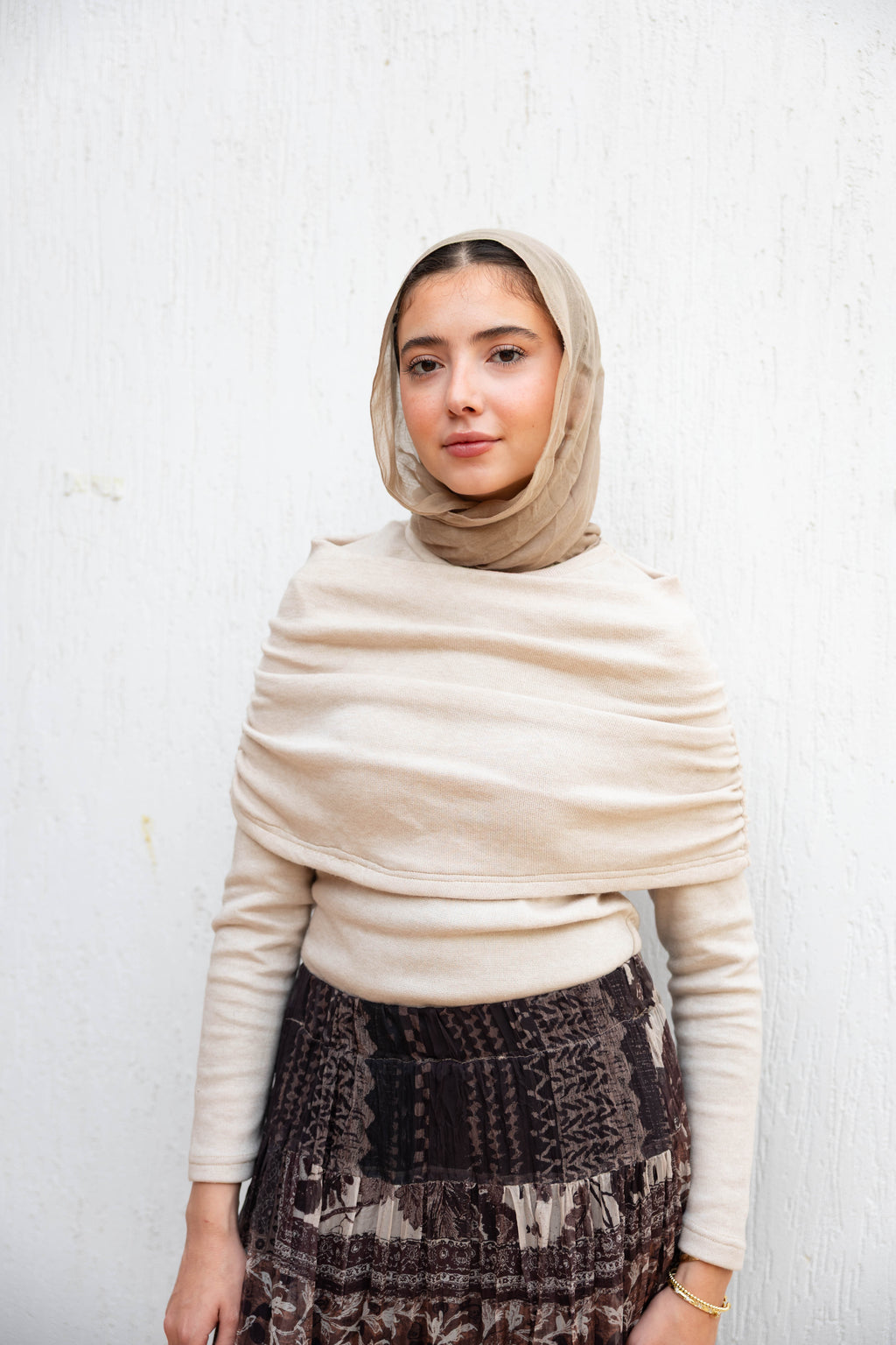 Crème Off-Shoulder
